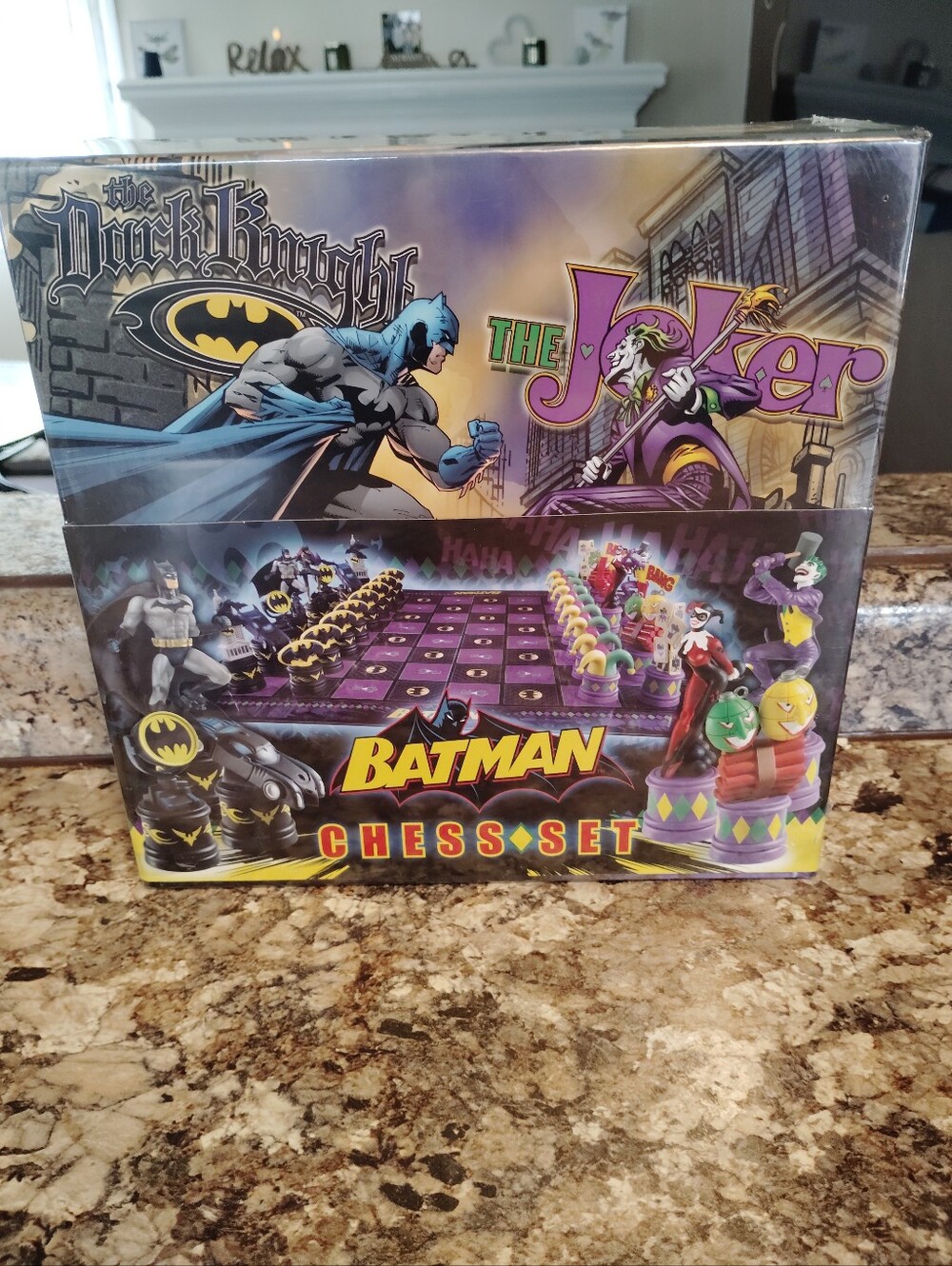 Batman Chess Set in Purple and Yellow - The Dark Knight vs Joker